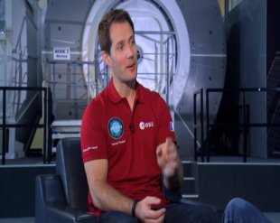 Vidéo 01 - Unité 1 - Leçon 1 - Activité 5 - La journée d'un astronaute